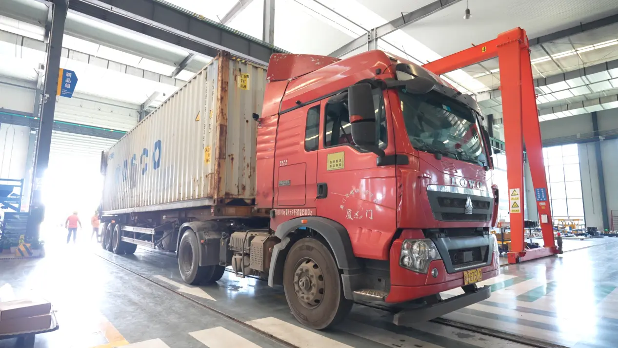 Project shipment - Quangong Corporation's ZN1000-2C fully automated production line sets sail for Southeast Asia