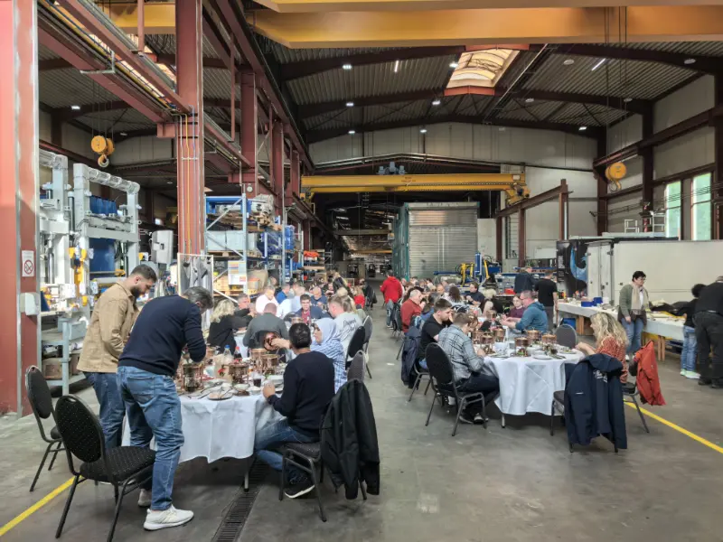 The aroma of Chinese hot pot reaches Germany! Quangong Machinery Co., Ltd. subsidiary Zenit celebrates project success.